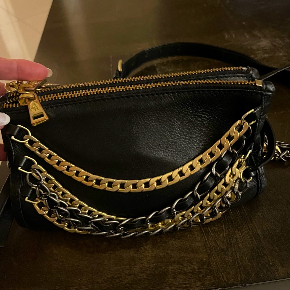 Beautiful black Crossbody  leather three zippers bag